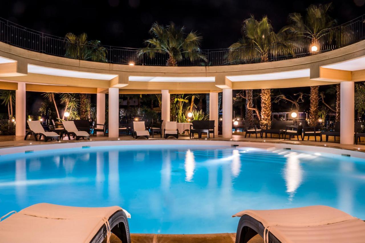 Dolcestate Hotel -Club Campofelice Di Roccella Eksteriør bilde