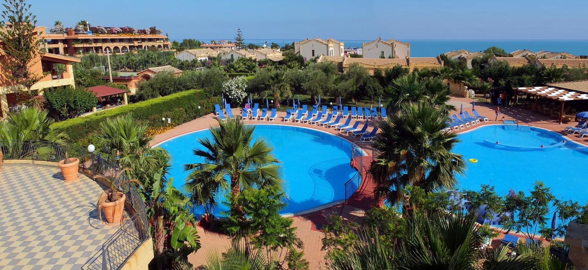 Dolcestate Hotel -Club Campofelice Di Roccella Eksteriør bilde