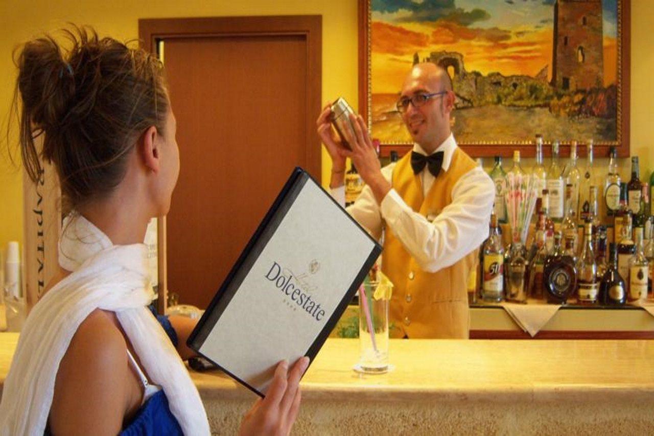 Dolcestate Hotel -Club Campofelice Di Roccella Eksteriør bilde