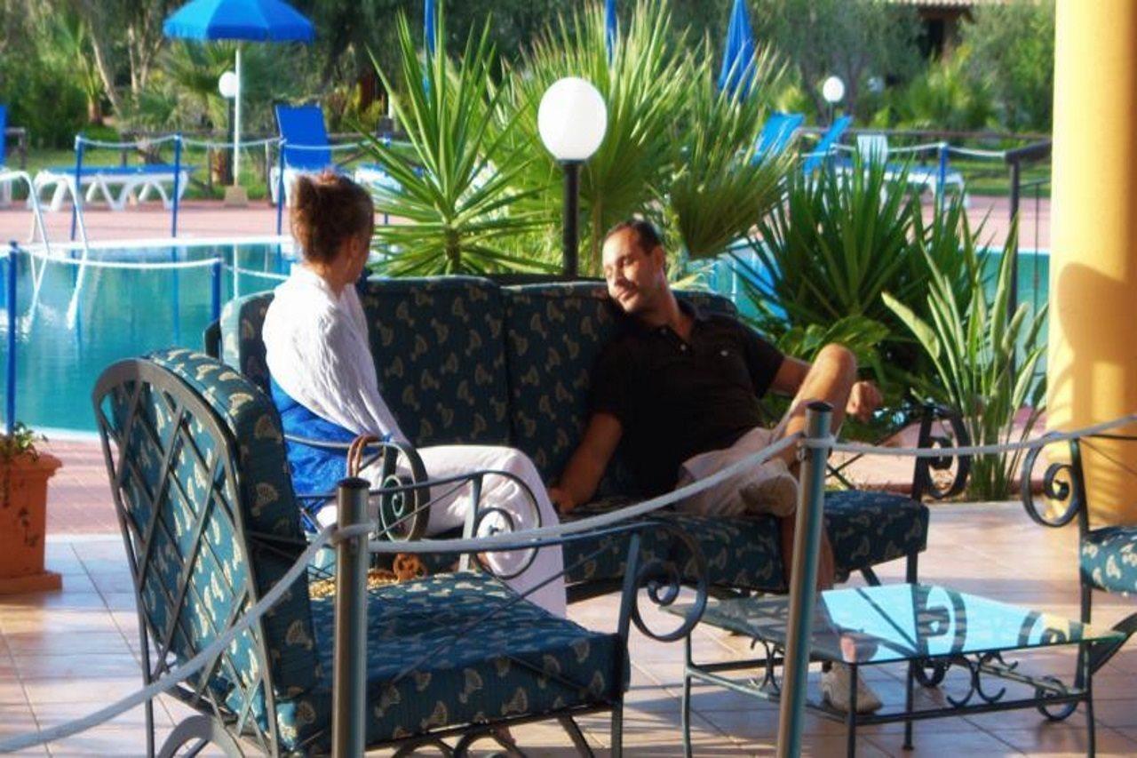 Dolcestate Hotel -Club Campofelice Di Roccella Eksteriør bilde