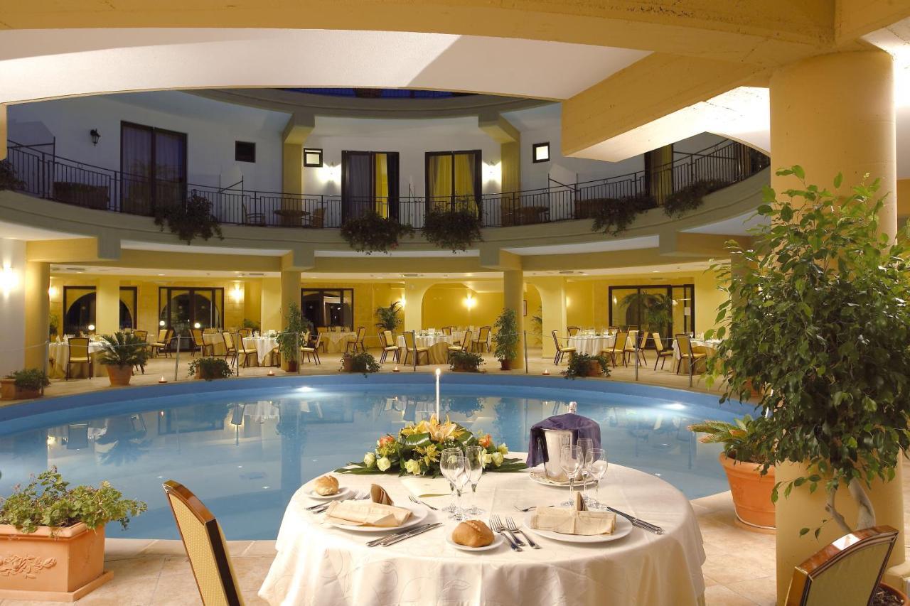 Dolcestate Hotel -Club Campofelice Di Roccella Eksteriør bilde